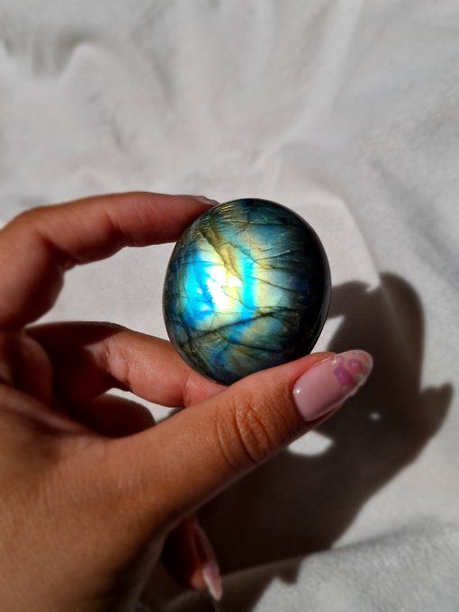 Galet Labradorite Bleue