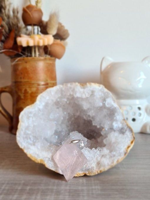 Pendentif Quartz Rose Etoilé